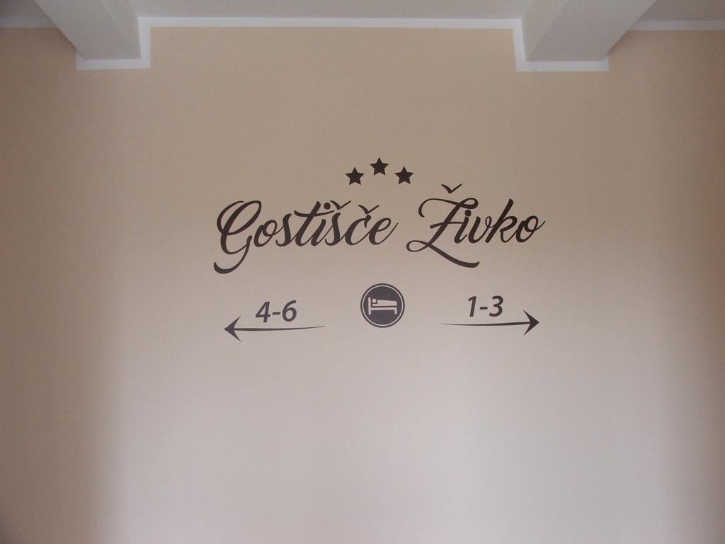Guesthouse Zivko Dobrovce Kültér fotó